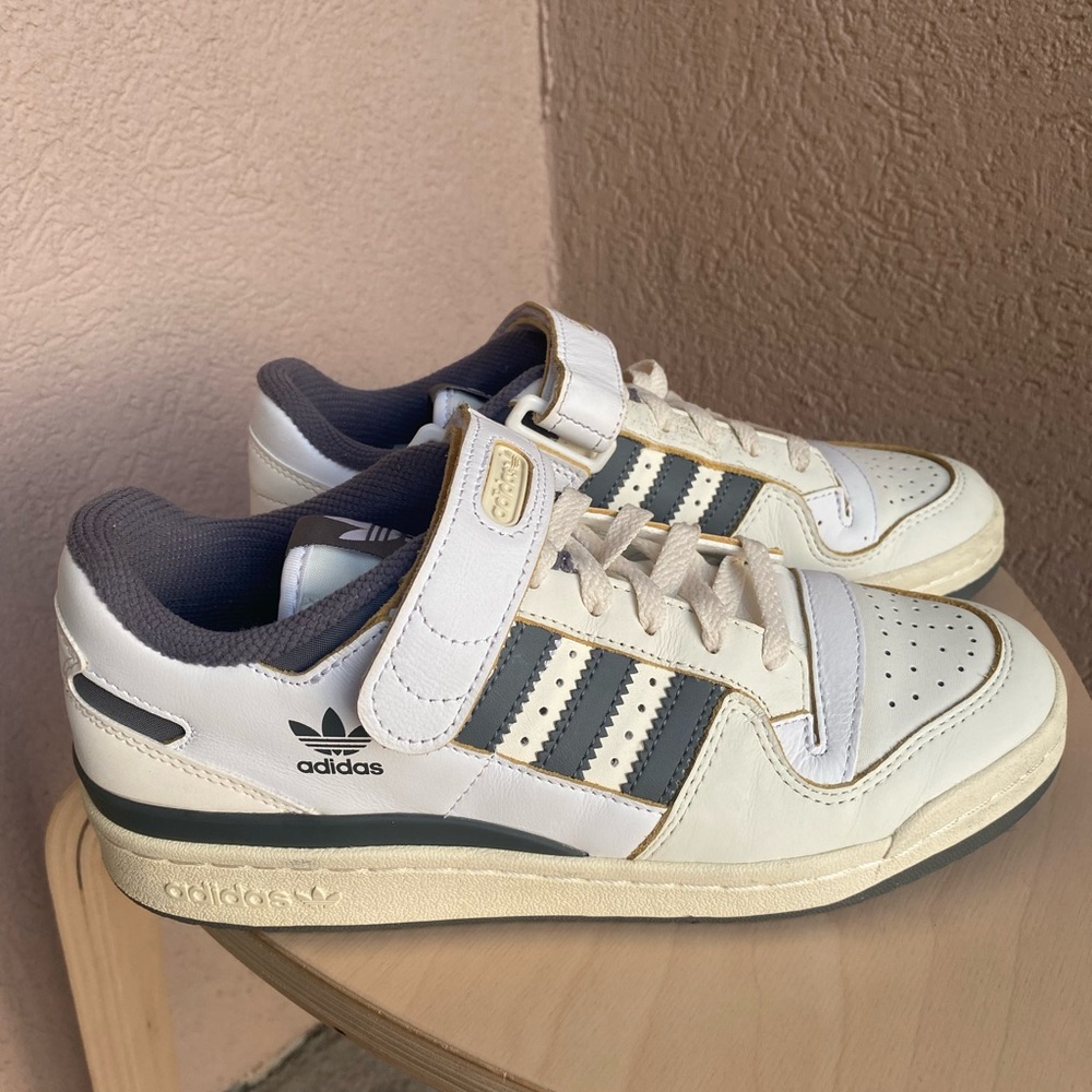 Adidas Forum 84 Low Shoes